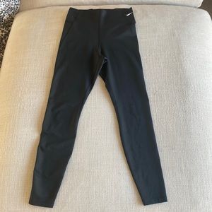 Nike compression leggings